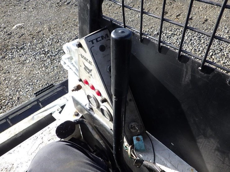 bobcat-725-image-23