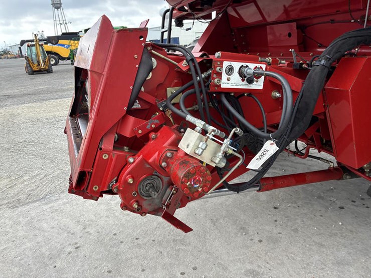 2008-case-ih-2588-image-25