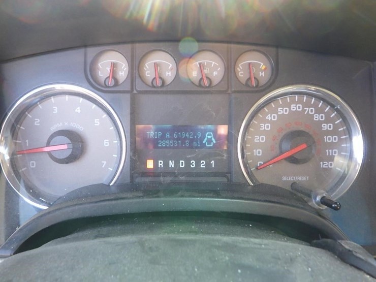 2010-ford-f150-image-24