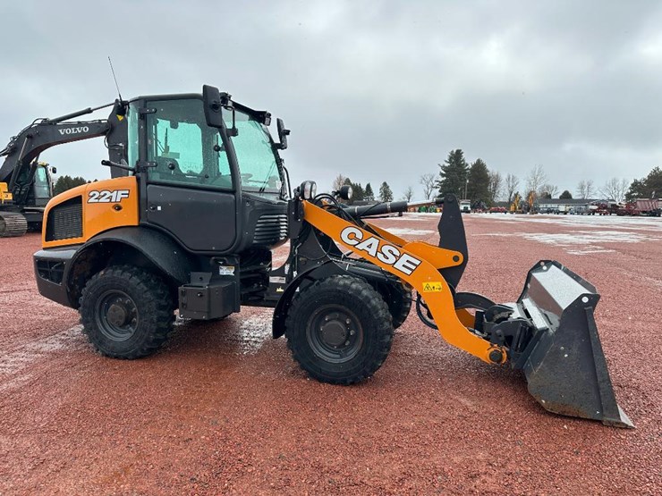 2022-case-221f-image-3