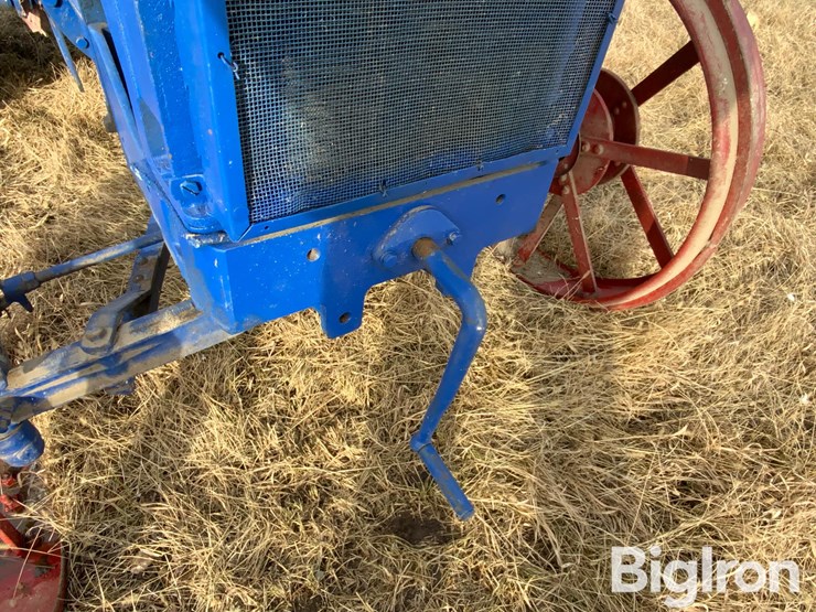 1930-case-c-2wd-tractor-image-12