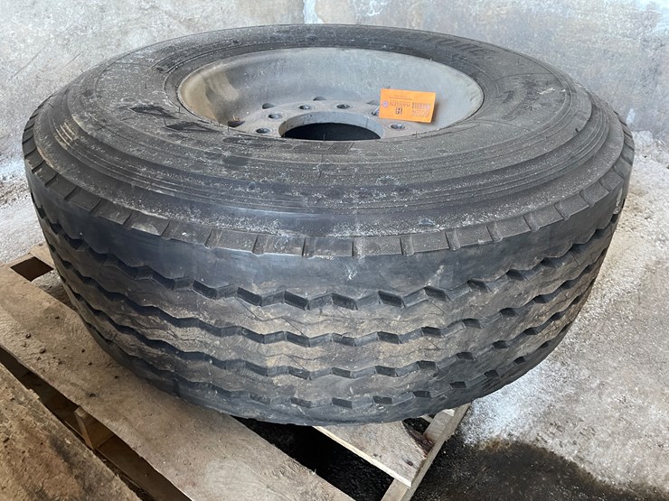 #6024-•-bridgestone-r244-on-aluminum-10-bolt-rim-image-1