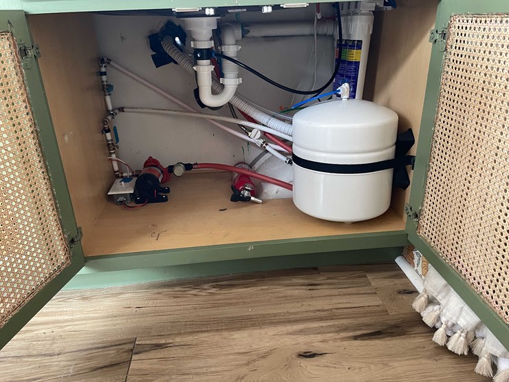 #1435-•-1978-airstream-land-yacht-31'---fully-remodeled,-road-ready-(has-wi-title)-(of)-image-69