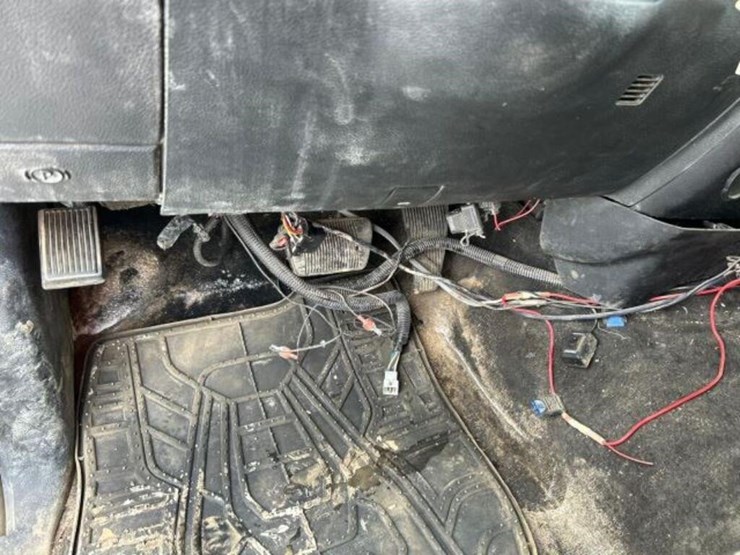 2014-ram-2500-hd-image-19