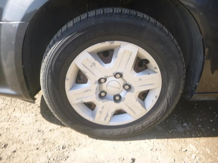 2012-dodge-grand-caravan-image-15