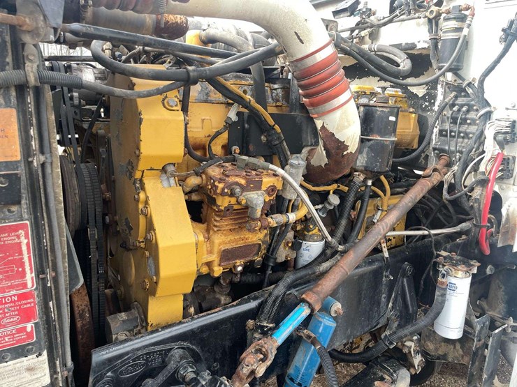 1994-peterbilt-378-image-7