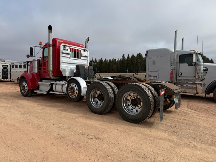 2000-kenworth-w900-image-3
