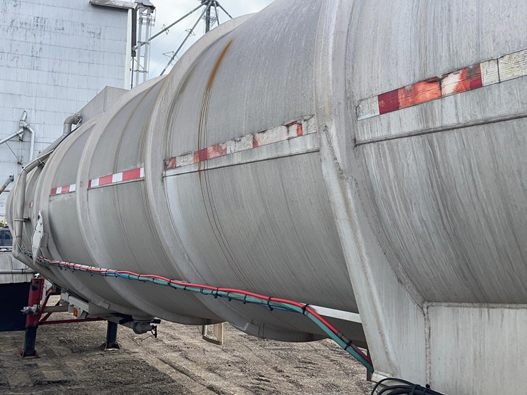 tag-#286,-2001-brenner-7500-gal-alum-tanker-image-12