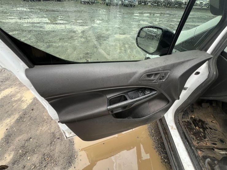 2018-ford-transit-image-23