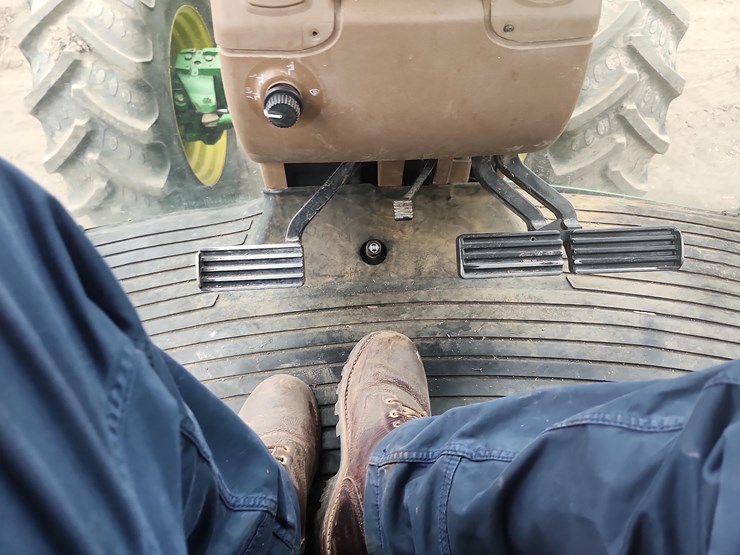 john-deere-8420-image-23