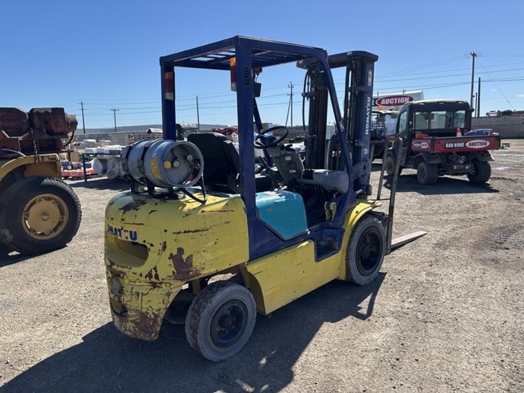 komatsu-fg25t-12-image-3