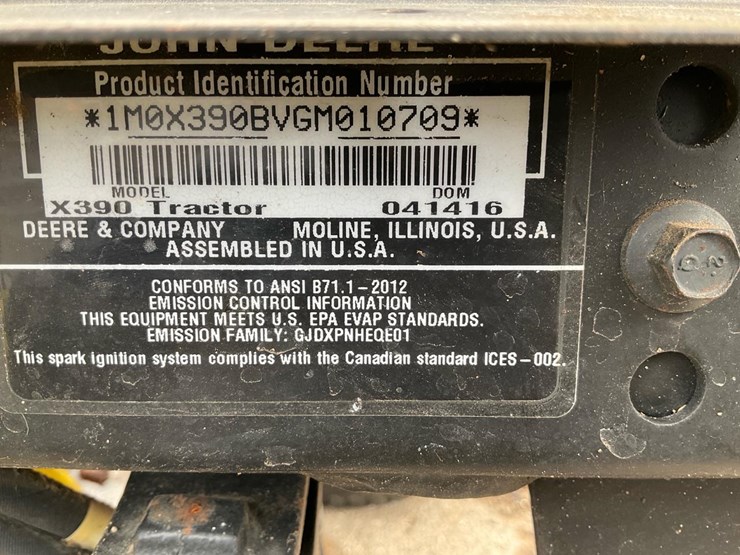 john-deere-x390-image-13