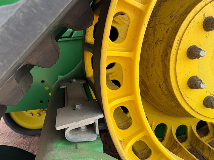 2019-john-deere-9620rx-track-tractor-image-25