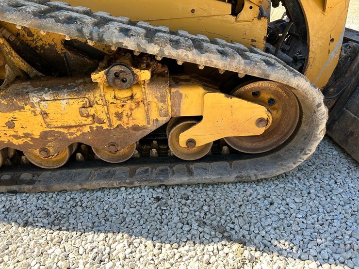 caterpillar-259d-image-15