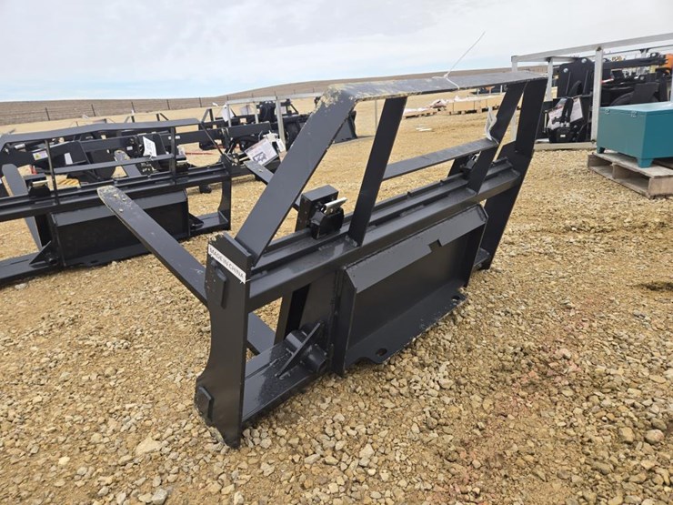 #8101-•-new-landhonor-mini-skid-steer-pallet-forks-image-2