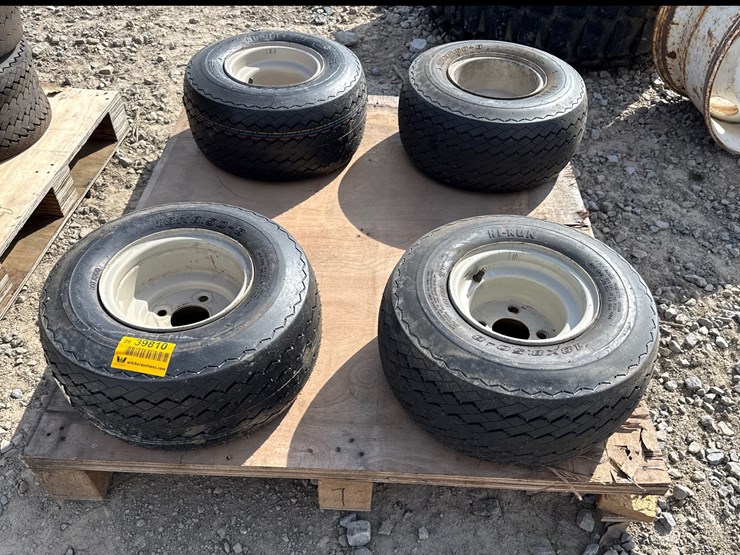 #39810-•-lot-of-(4)-golf-cart-tires-image-5
