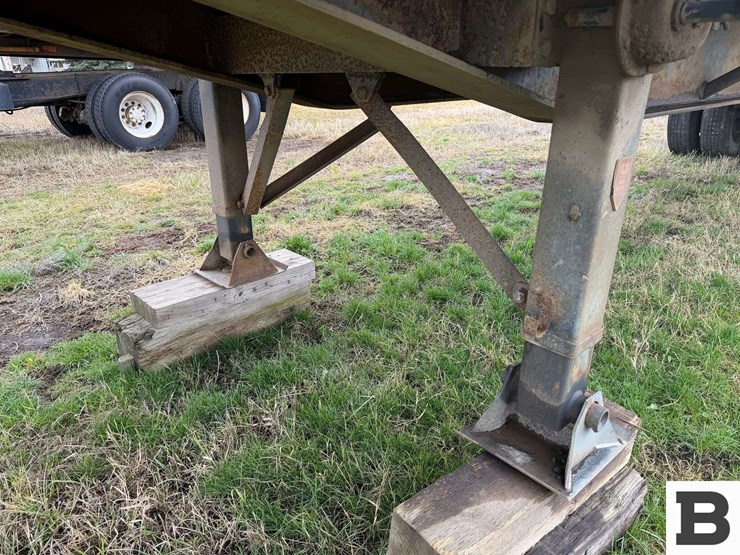 1980-great-dane-flatbed-image-11