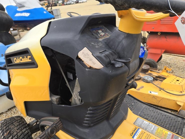 cub-cadet-gtx2154-image-13