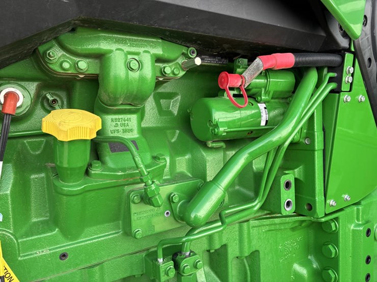 2023-john-deere-8rx-370-image-71
