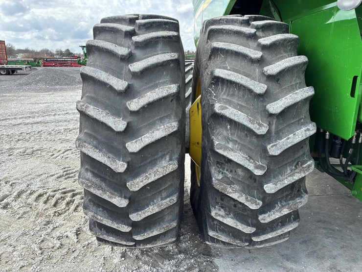 2013-john-deere-s680-image-37