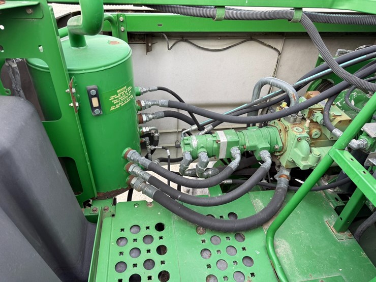 2009-john-deere-9870-sts-image-104
