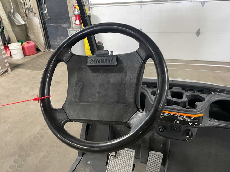 #1444-•-yamaha-golf-cart-(d)-image-14