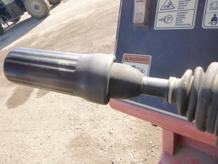 sky-trak-6036-image-27