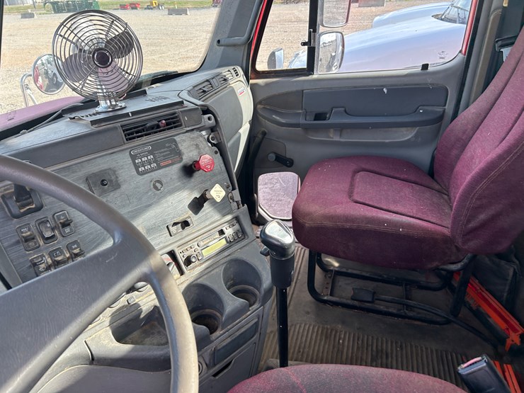 #36890-•-2006-freightliner-columbia-daycab-1fujf0cv16lv57509-inv#-36890-image-45