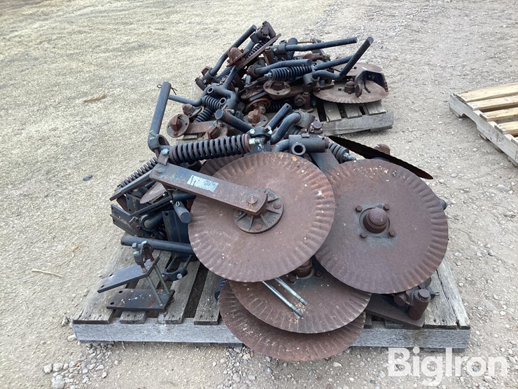 yetter-19”-opening-discs/brackets-image-4