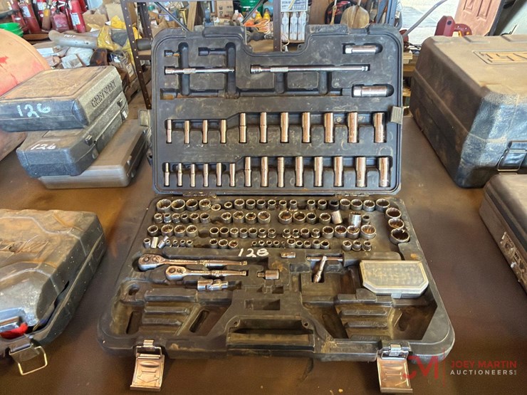 klutch-1/4"---1/2"-drive-socket-set-w/-case-image-1