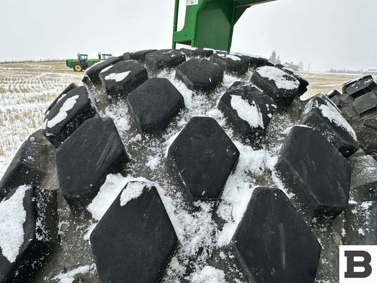 2006-john-deere-9860-sts-image-38