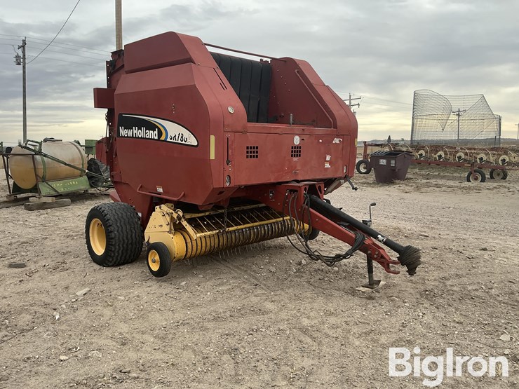 2006-new-holland-br780a-image-3