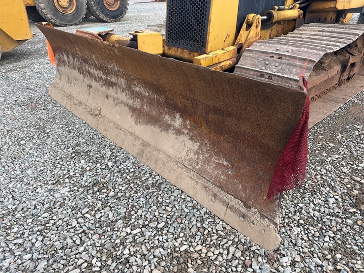 caterpillar-d4c-image-10