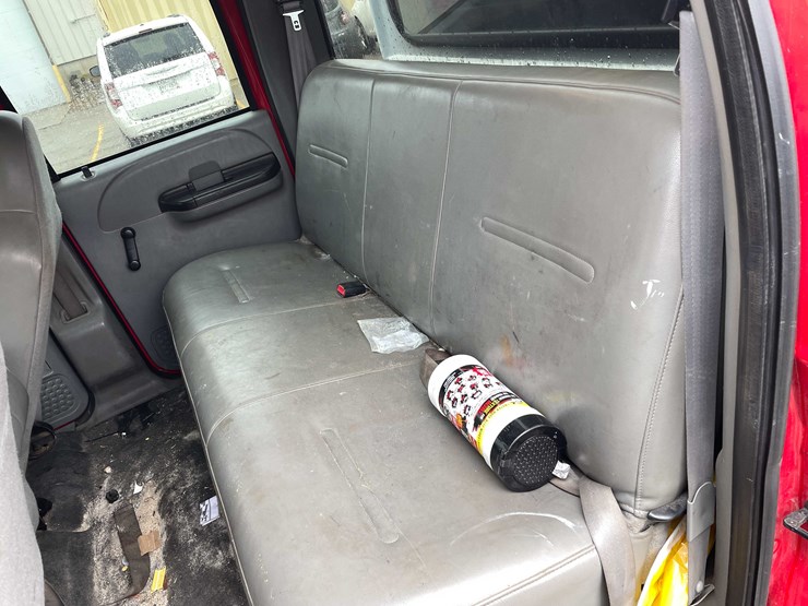 2006-ford-f350-xl-image-61