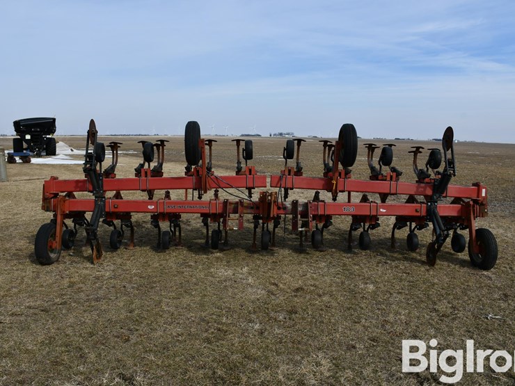 case-ih-183-image-2