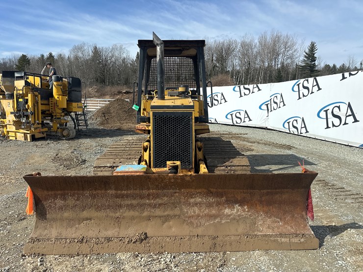 caterpillar-d4c-image-8