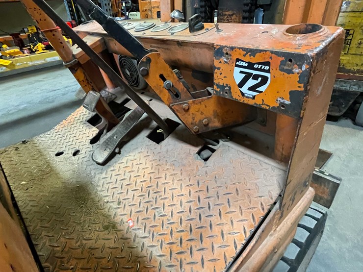 #1451-•-yale-5000-lb-lift-capacity-forklift-(pr4)-image-16