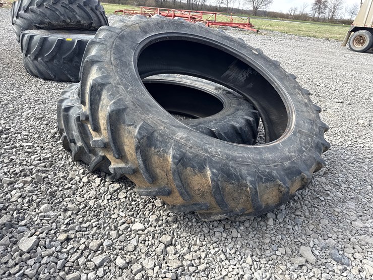 #39793-•-lot-of-(2)-480/80-50-tractor-tires-image-2