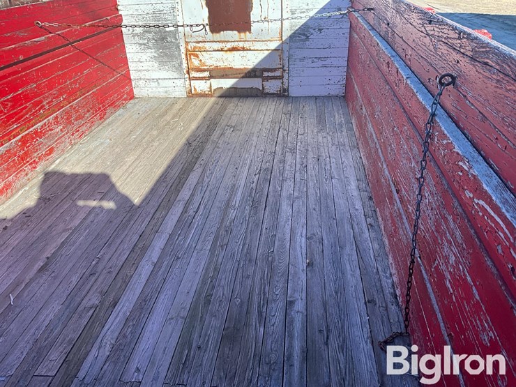 1968-international-loadstar-image-17