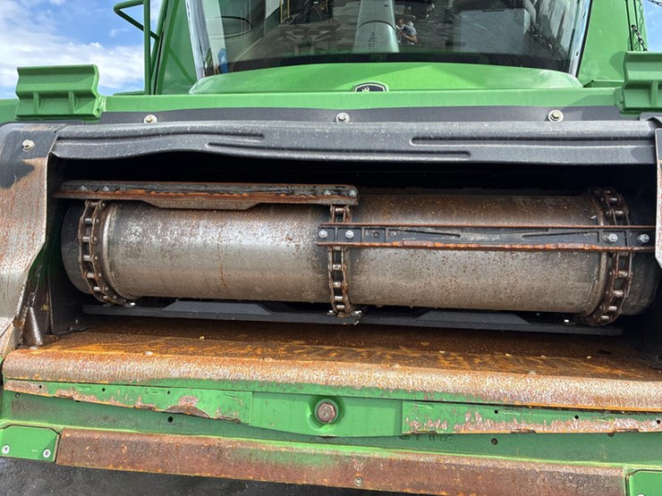 2014-john-deere-s680-image-5