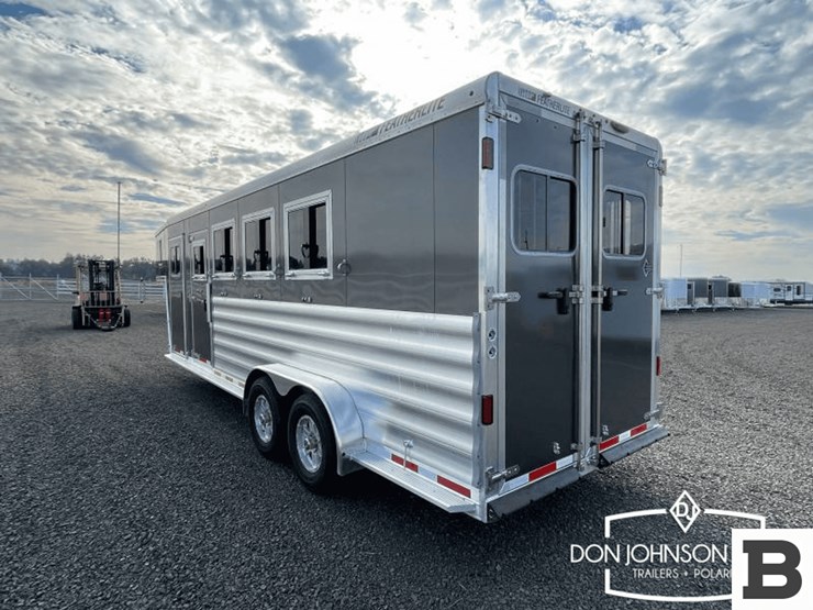 2024-featherlite-9600-7450-4-h-gooseneck-horse-trailer-image-18