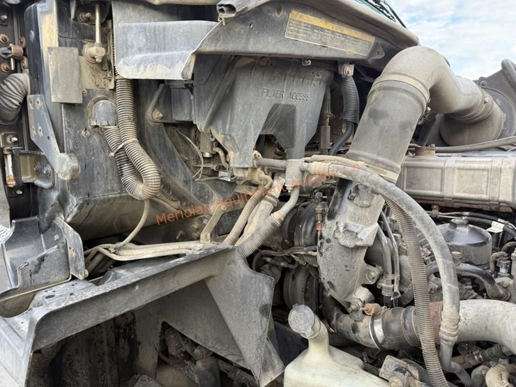 2017-international-prostar-image-24