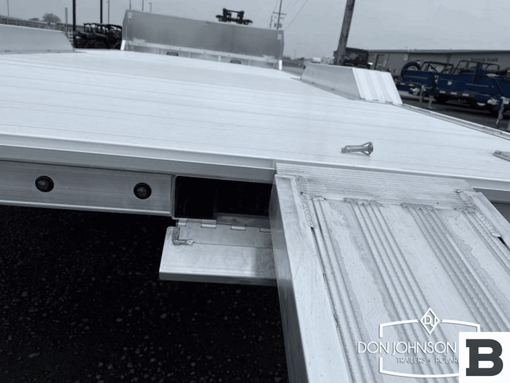 2024-aluma-wb20h-ta-el-car-hauler-trailer-image-9