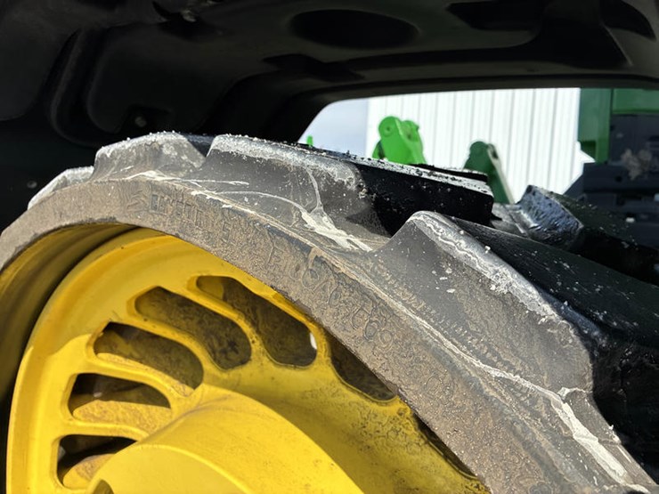 2023-john-deere-8rx-370-image-51