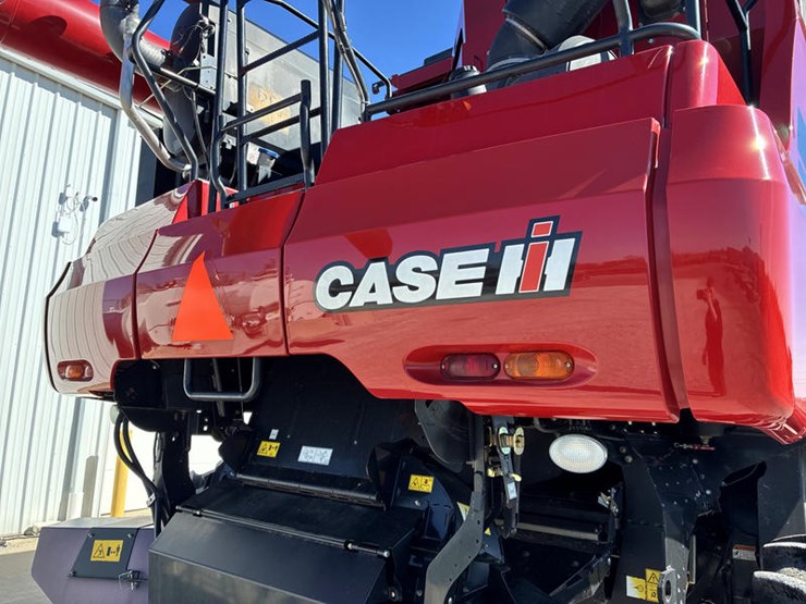 2012-case-ih-8230-image-17