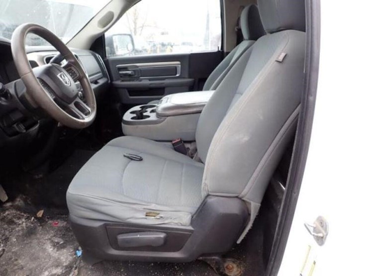 2013-dodge-ram-1500-image-12