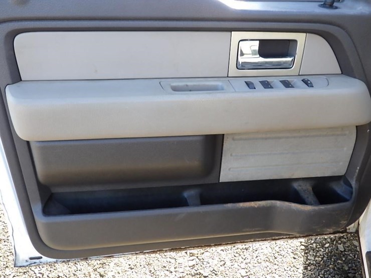 2010-ford-f150-image-21