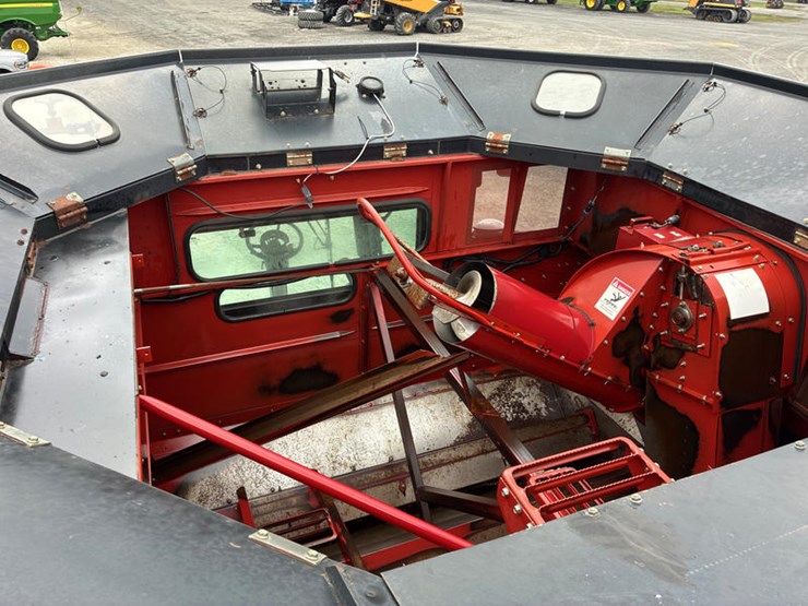 2008-case-ih-2588-image-89