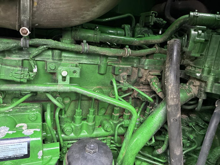 2014-john-deere-s660-image-85