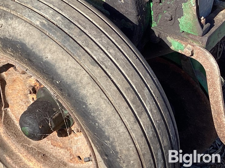 john-deere-b-image-10